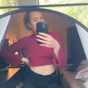 Röd tröja  - Fin tröja från SHEIN 