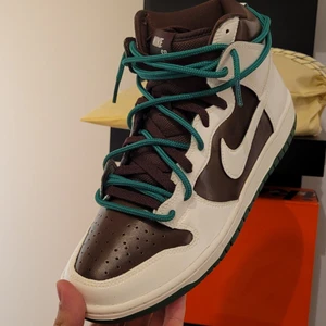 Custom Nike Dunk Hi Baroque - Ett par customs gjorda av mig! Strl 43, aldrig använda