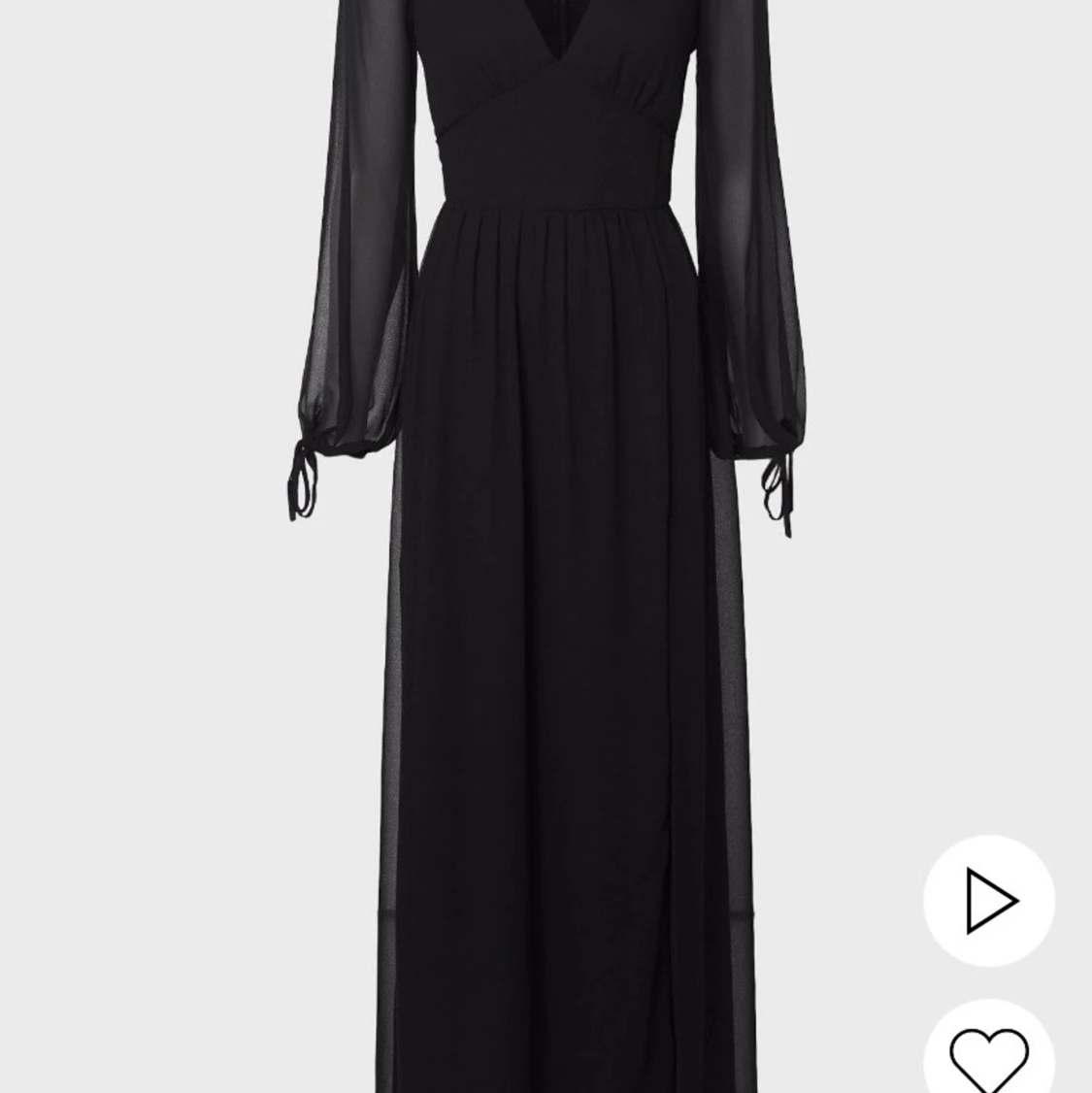 Fin långklänning med slits  - 90