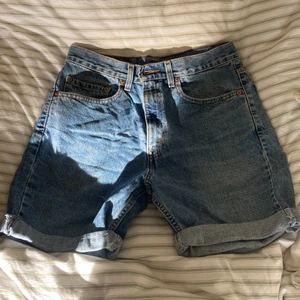 Shorts från Levis - Shorts från Levis i storlek 32