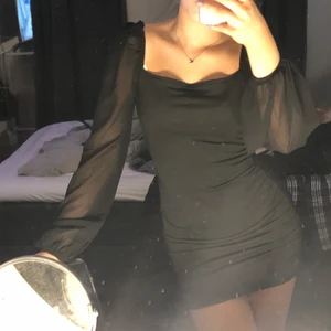 Klänning - Köpt ifrån Shein förra året och andvänd 1 gång❤️