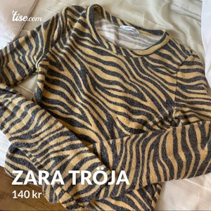 Zara tröja - En zara tröja, använd en gång! Den ska vara ”nopprig” så den var så när jag köpte den. Den är mjuk i materialet!!💗 ett pyttelitet hål i sidan på magen men syns ej då det sitter vid sömmen😃😃