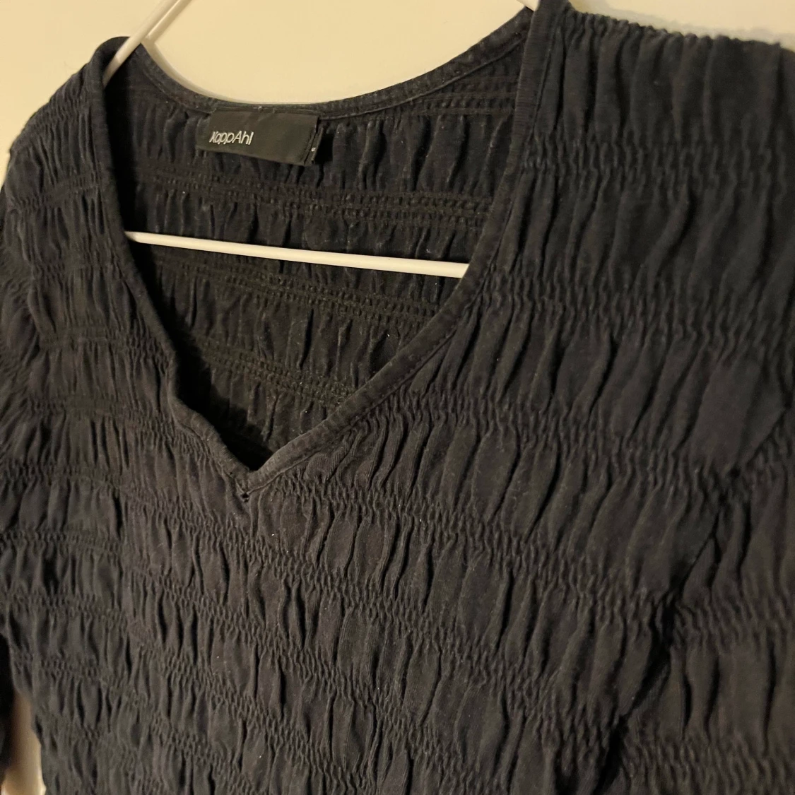 Svart rynkad tröja - 90