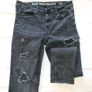 Jeans - Säljer mina Jeans för att dem inte längre kom till använding. De är i väldigt bra skick. De är köpta i New Yorker