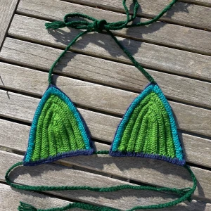 Virkad bikinitopp - Lite stor på mig men passar folk med typ c-d kupa🫶🏼🌝