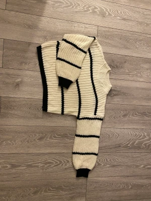 Stickad tröja - Stickad tröja från Shein