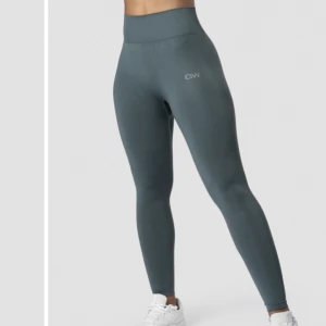 Icaniwill - Säljer dessa pga har många liknande!! Använda fåtal gånger o i toppskick. Skriv för egna bilder💞💞