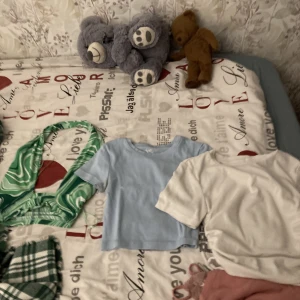 Tröjor  - Klädpaket storlek s hela paketet för 400