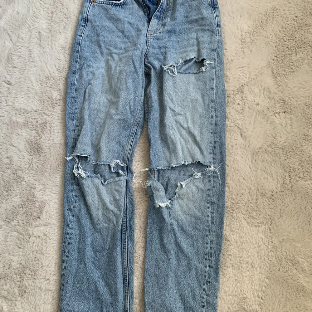 Superfina jeans i strl 30/xxs, fint skick💘pris diskuterbart . Jeans & Byxor.