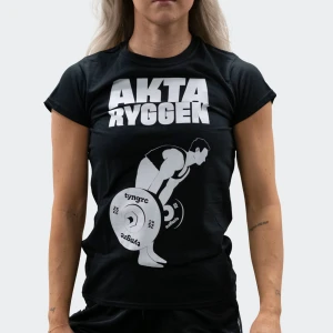 Tyngre t-shirt  - Tyngre t-shirt i storlek XL. Inte använd mycket. Frakt tillkommer! 