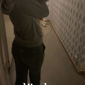 Juciy byxor - Hejsan säljer nu mina juciy byxor i storlek xxs då dem blivit försmå för mig. Bra skick Inga defekter Hör av dig om du har några frågor💘