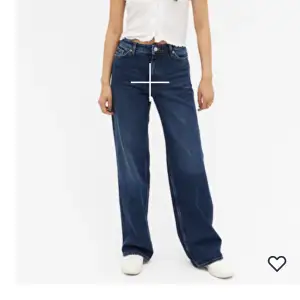 Säljer dessa Yoko jeans i hyfsat fint skick då de inte kommer till användning🙌🏼🙌🏼Hör av dig om du har frågor 