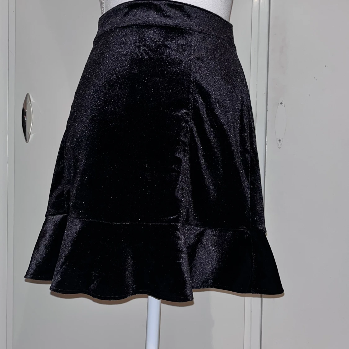 Svart velvet minitjol