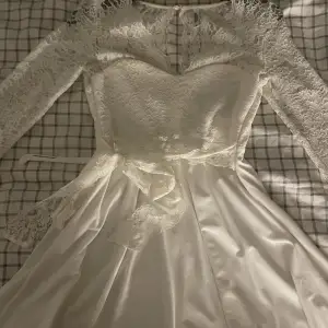 Jättefin klänning som endast är använd en gång. Storlek 36, från Chiara Forthi Milano.💗