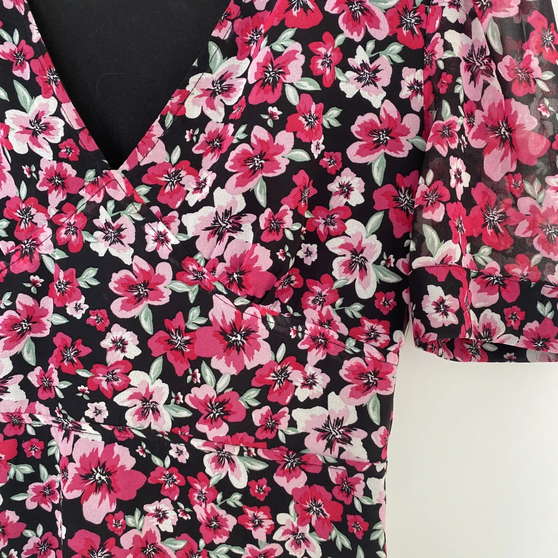 Blommig klänning - 90