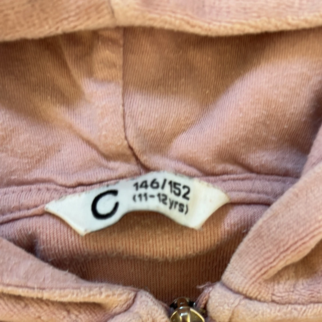 Rosa tjocktröja  - 91