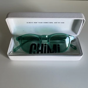 Chimi 03 aqua - Säljer mina chimi 03 i färgen aqua som jag har haft i 1 år. För mer frågor eller bilder skriv.