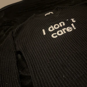 Knitted wear - Jätte fint tröja, har använt men i bra skick. 