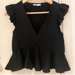 Svart topp!!💘💘🤙🏽🤙🏽 - As snygg topp😍😍