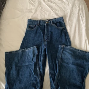 Jeans  - Jeans från Bershka Köparen står för frakten 