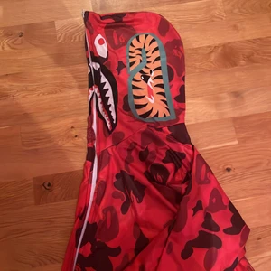 Bape - Bape liknade hoodie, 400kr, aldrig använt fick i fel storlek