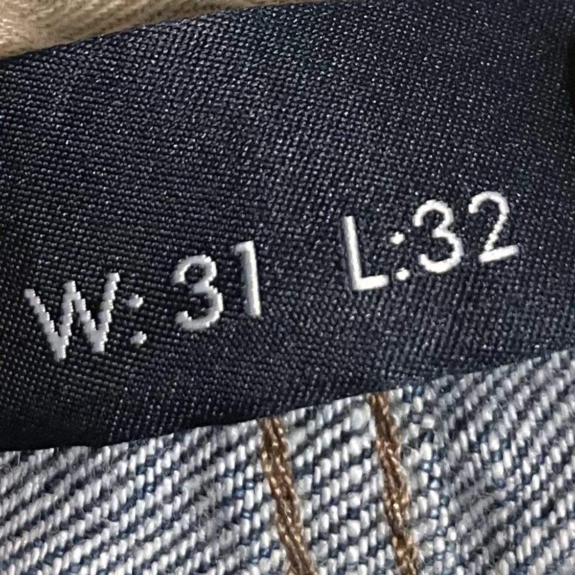 Äkta armani jeans  - 91