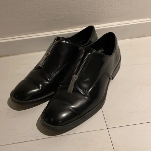 Skor  - Använt de ett fåtal gånger, köpta från ZARA 