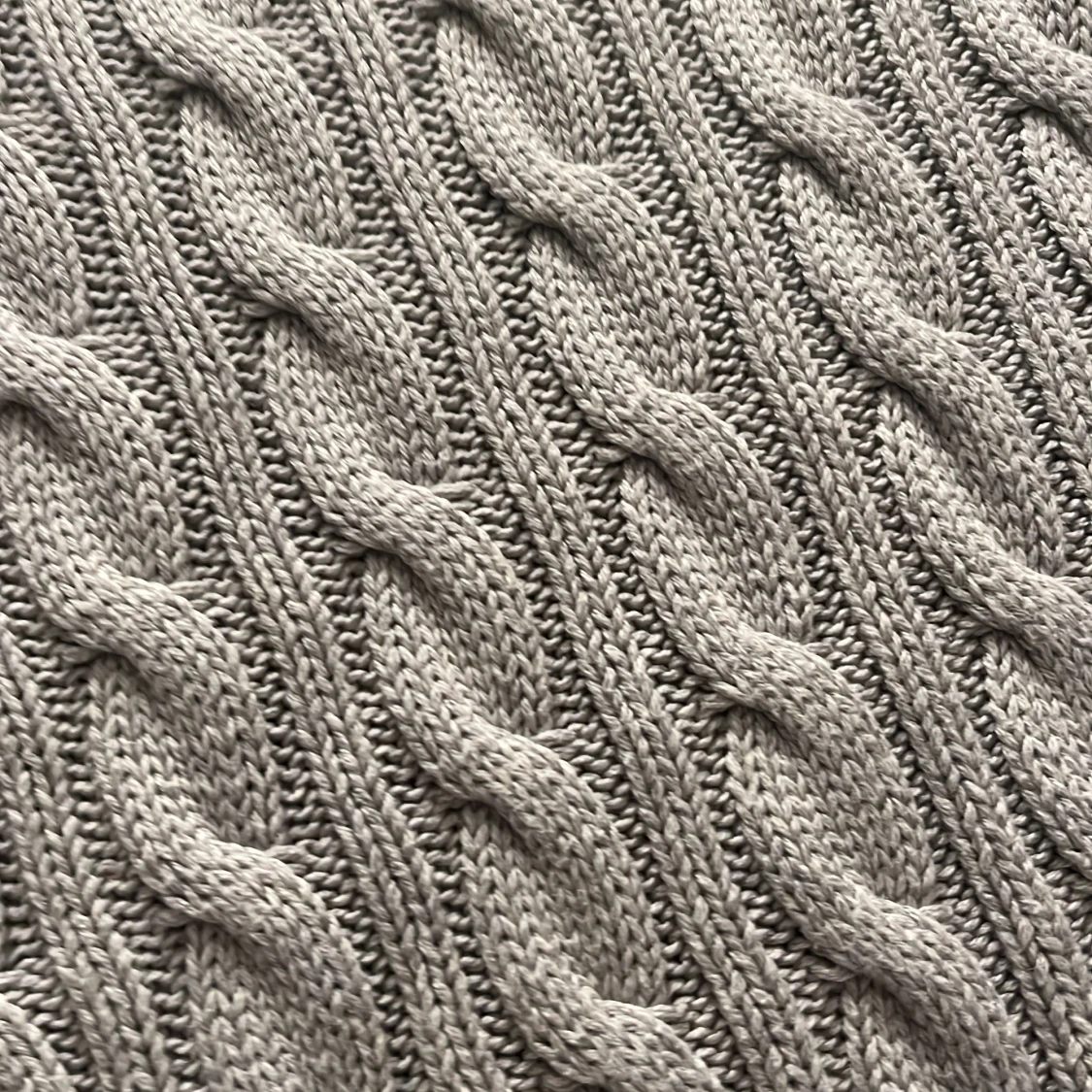 Grå stickad tröja M - 90