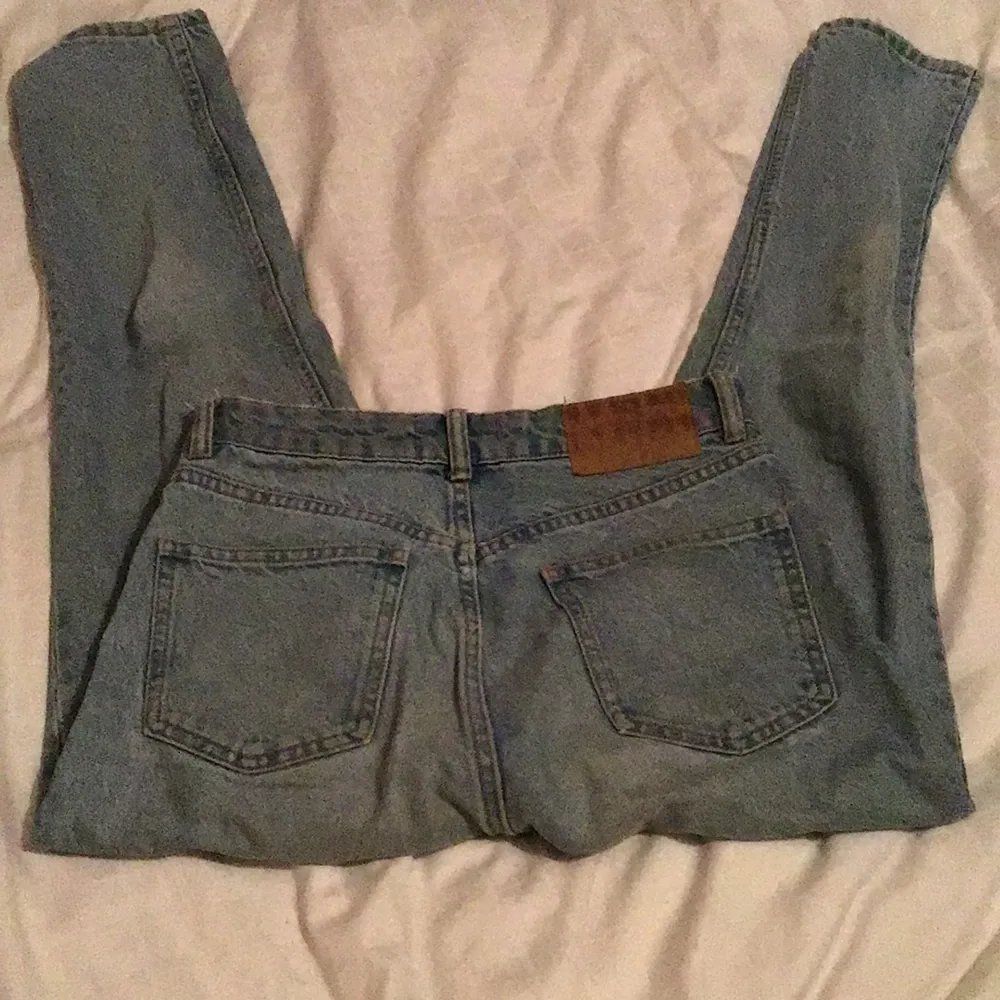 Mycket fint skick säljer för 150kr+frakt ny pris 500kr. Jeans & Byxor.