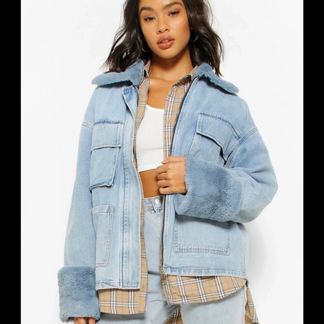 Snygg jacka med päls❤️