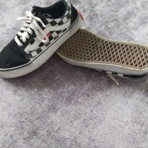 Vans 36 - Bara har haft på mig dem en gång