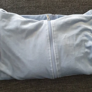 Gina tricot - En hoddie med dragkjedja enast använs 2 gånger storlek s