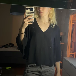 Topp - Topp från BikBok. Använd 1 gång 