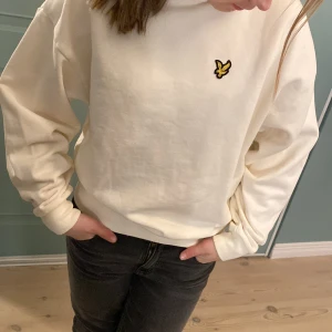 Tröja💋 - Kommer inte till användning🙈