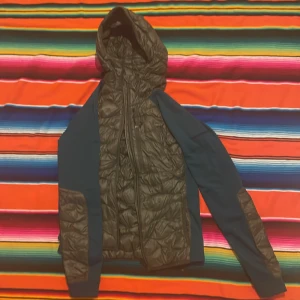 PeakPerformance Jacket - CONDITION: Mint