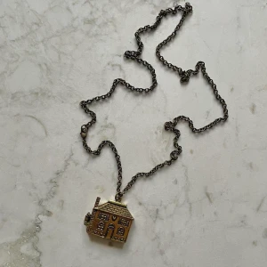 Vintage House Charm Chain Necklace - Charming DollHouse Locket  Brass Golden Metal Finish with intricate details  Magnetic Closure on Metal Chain 