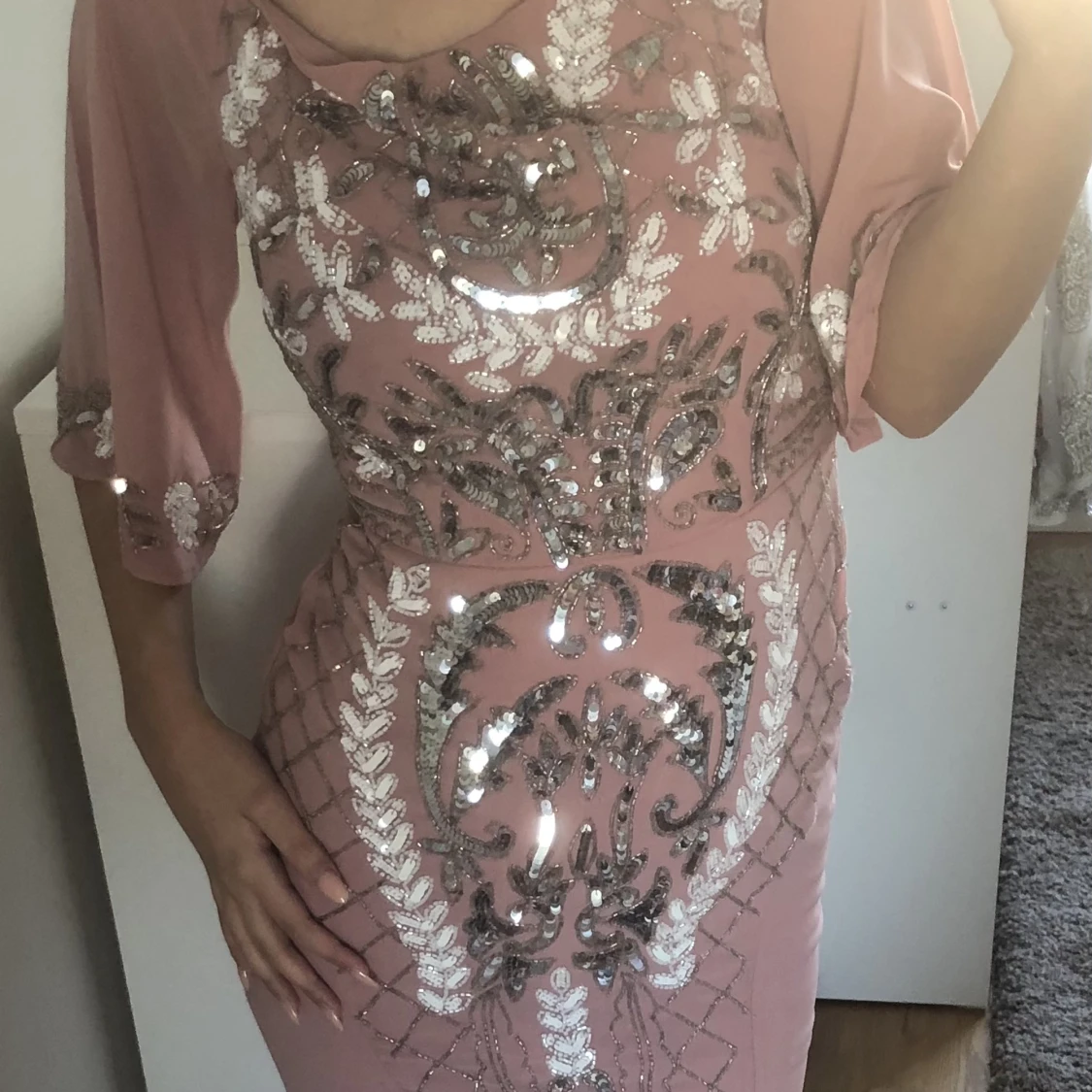 Maxiklänning med paljetter  - 91