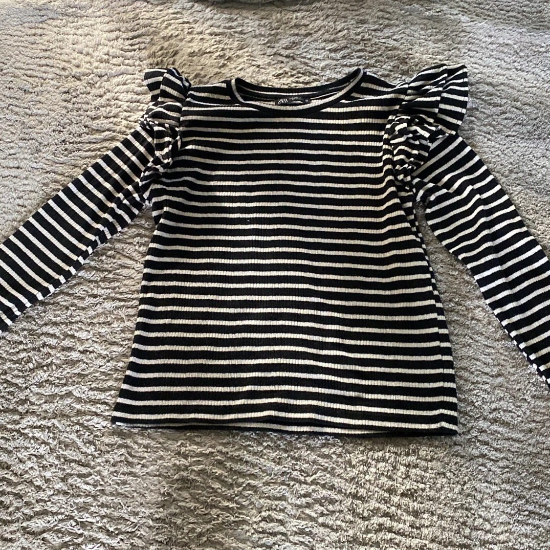 En randig tröja  - 90