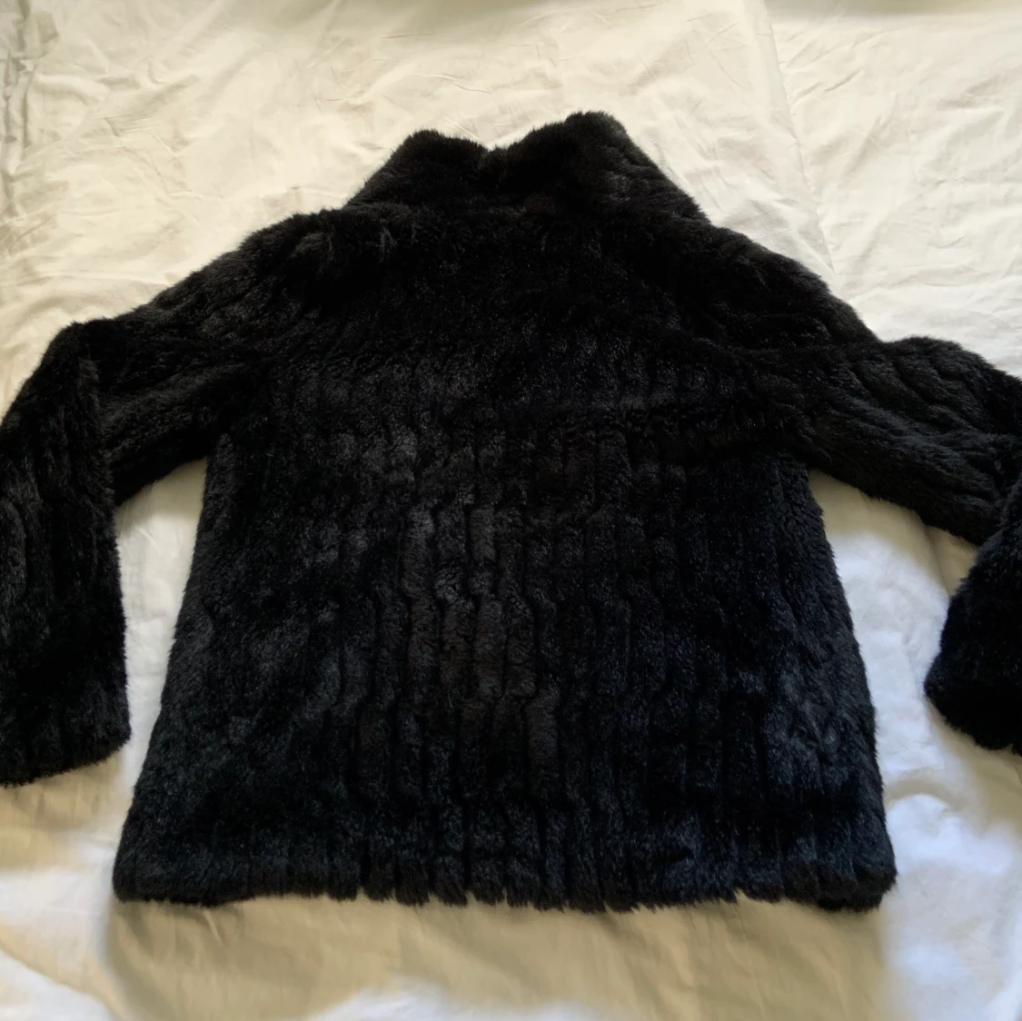 Svart pälsjacka - 90