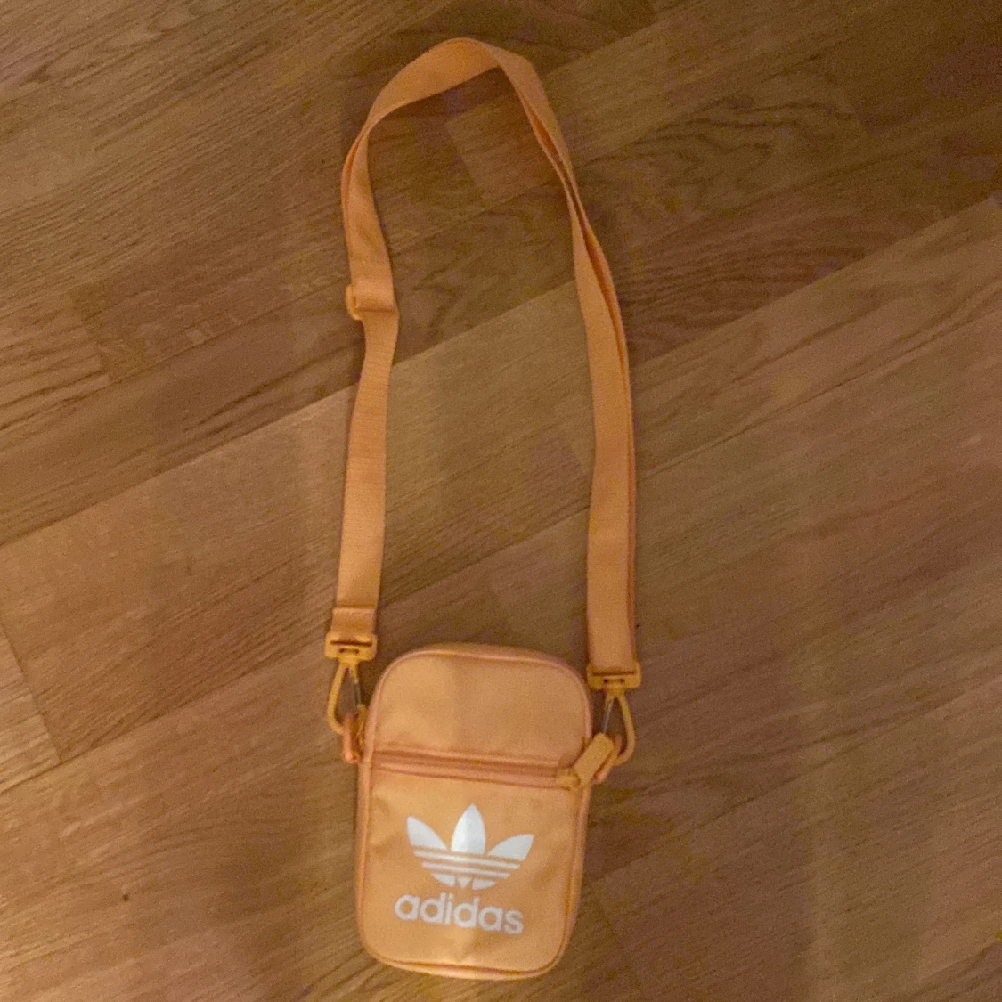 Gul handväska  - 90