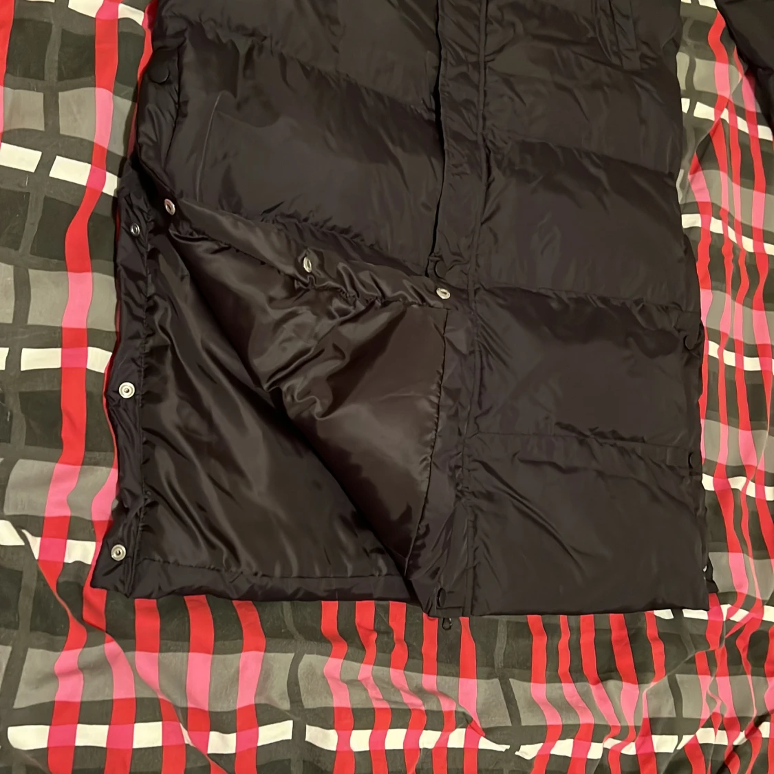 Lång svart Vinterjacka  - 91