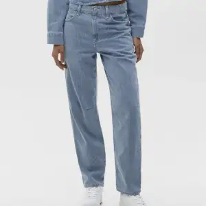 säljer nu mina sjukt fina oanvända randiga jeans i copenhagenstil efter att jag tog fel strl och inte returnerade i tid = nyskick. går ej att få tag i längre 🙌