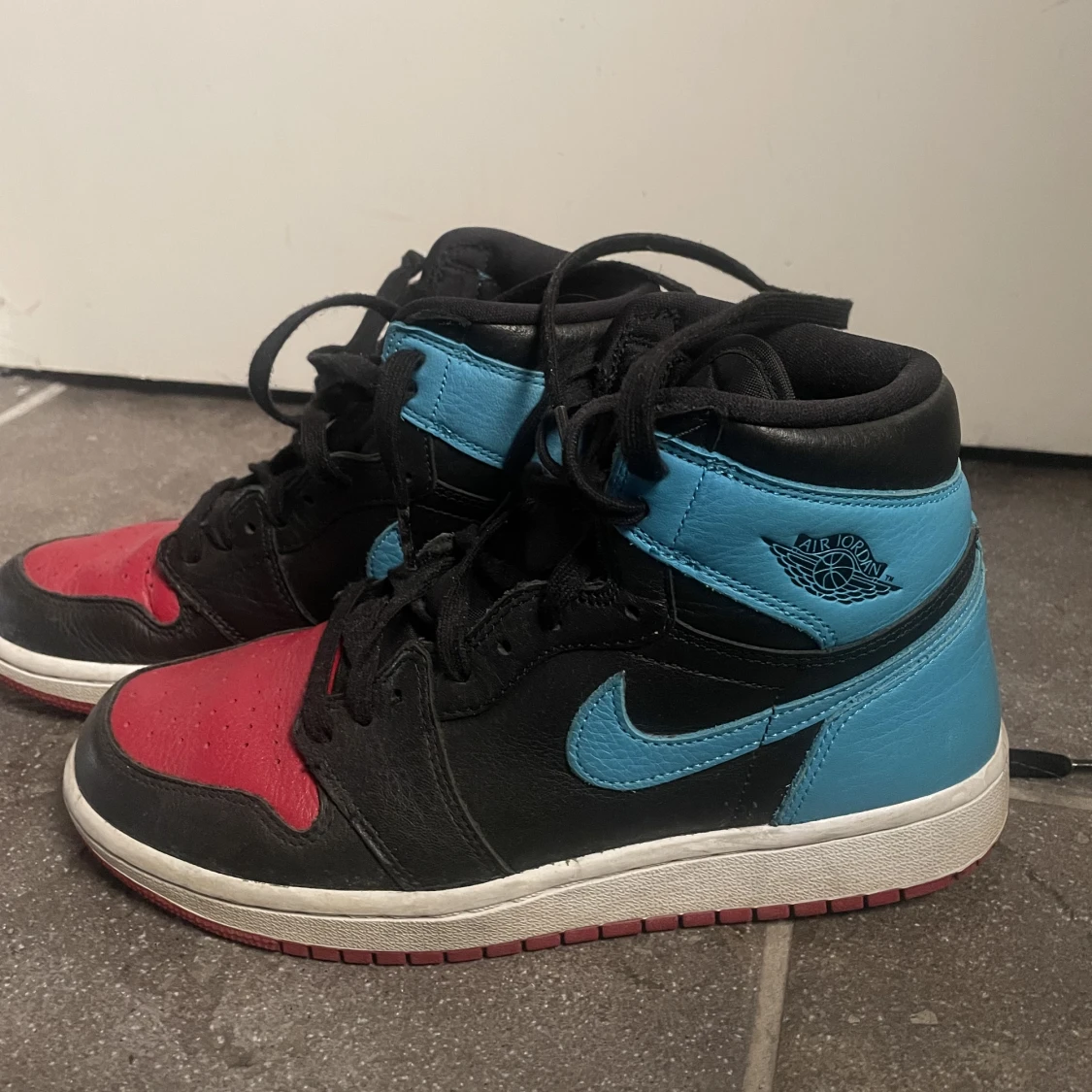 Air jordan 1 mid  - 90