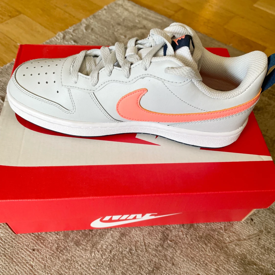 Nike sneakers nya  - 90