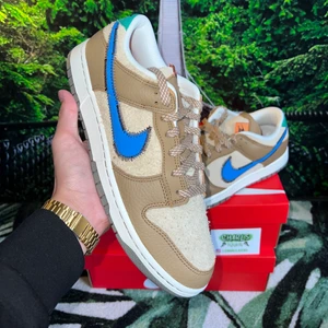 size❓ x Nike Dunk Low "Dark Driftwood"🪵 - size❓ x Nike Dunk Low "Dark Driftwood"🪵  Storlek:  -44.5  Pris: 2499kr