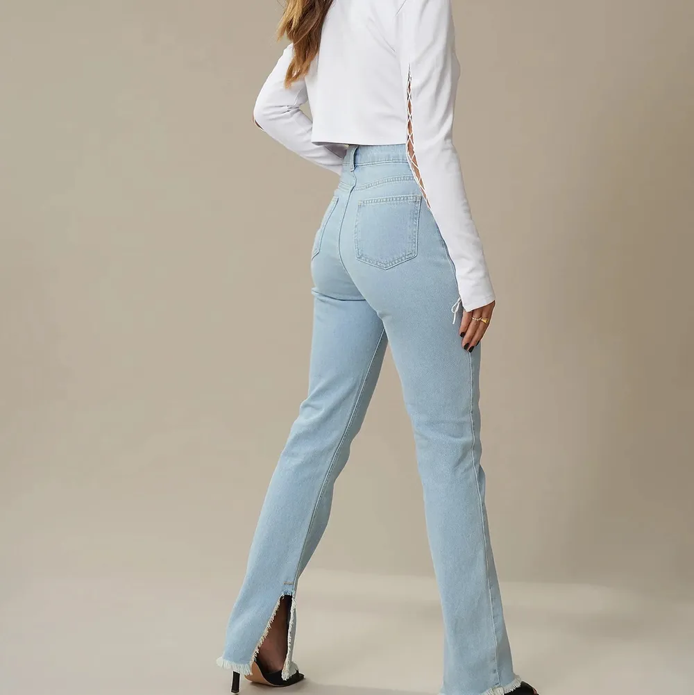 Jeans i storlek 34, kollektionen finns ej kvar längre. Jeans & Byxor.