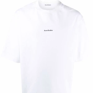Acne Studios - T-shirt från Acne Nypris 2400:- Kan tänka mig byta mot mot något. 