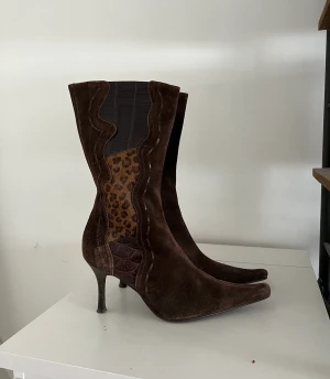 Vintage boots - Stl.39 tyvärr för små för mig så aldrig använt dom, från Buffalo, jag har vanligtvis 40.