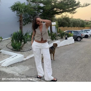 Alobha Label linnebyxor - Superfina linnebyxor från Alobha Label, passade tyvärr inte riktigt på mig. Lägg endast bud om du är helt säker på köp, bud är bindande!!