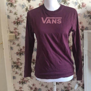 Tröja  - Lila vans tröja 💜📦